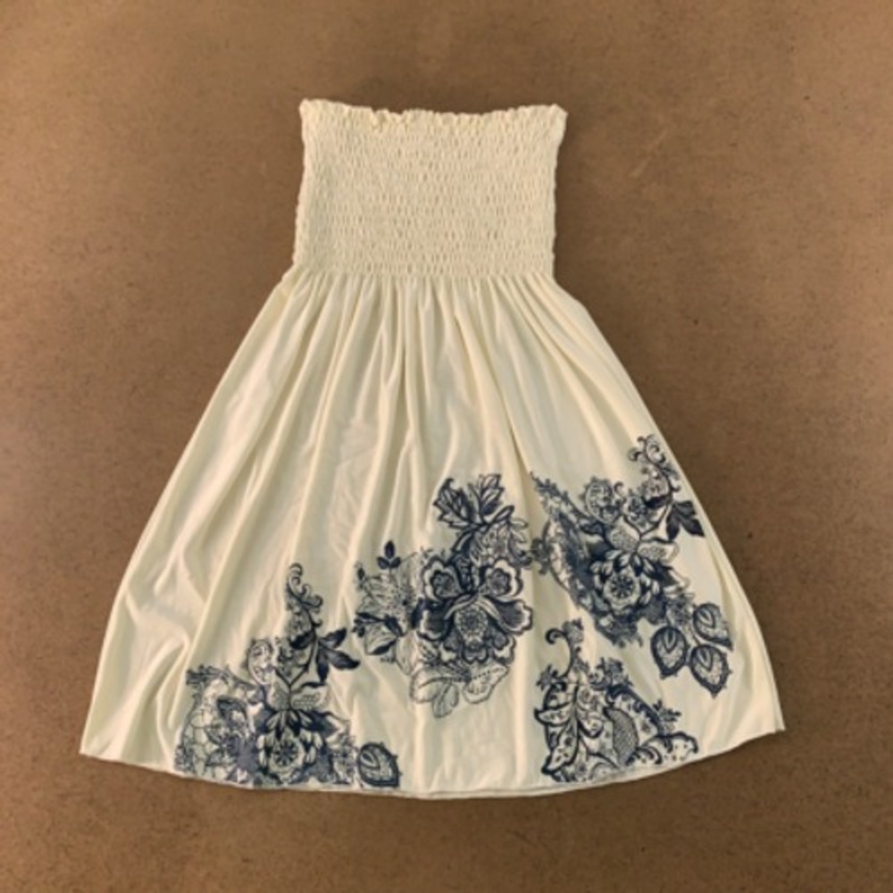Purple Rain Womens Strapless Fit & Flare Dress Ivory Navy Floral Smocked S New